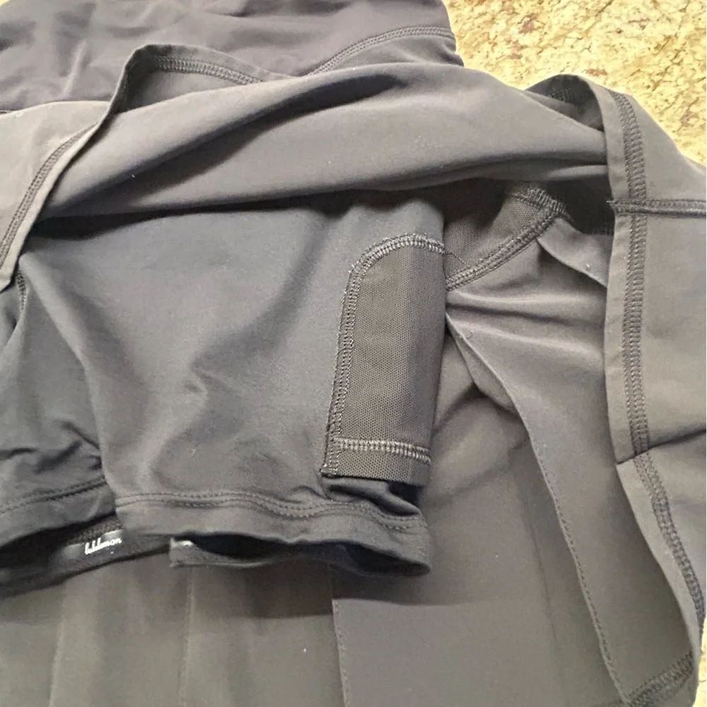 Lululemon pace rival skirt black size 8